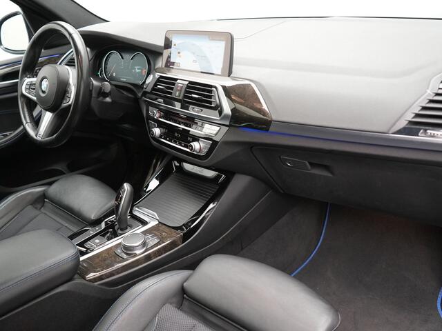 BMW X3 xDrive20i M Sport Shadow 184pk Dealer O.H | Trekhaak af Fabriek | Panodak | Adaptive Cruise | Sportstoelen Memory | Harman Kardon | Head Up | 19"L.M | BLIS |