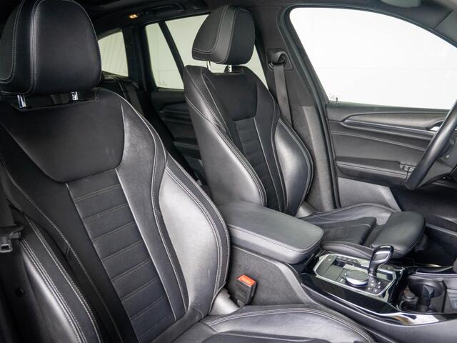 BMW X3 xDrive30e | High Executive | Comfort Access | Achteruitrijcamera | Panoramadak | Stoelverwarming | Head-Up Display | 19''