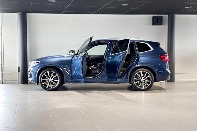 BMW X3 xDrive30e High Executive | M Sport | Glazen Panoramadak | Harman Kardon | Stoelverwarming | Trekhaak |