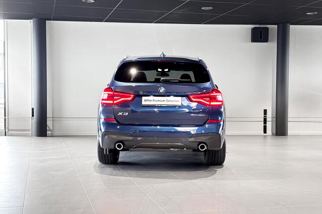 BMW X3 xDrive30e High Executive | M Sport | Glazen Panoramadak | Harman Kardon | Stoelverwarming | Trekhaak |