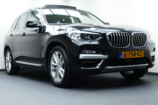 BMW X3 xDrive20i High Executive. Panodak, Camera, StoelVerw, Adap Cruise, 19"LMV, Haak 2400kg