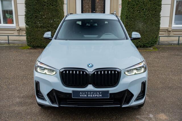 BMW X3 xDrive30e High Executive M-SPORT | KEYLESS | CAMERA | 20 INCH | SHADOWLINE | CARPLAY