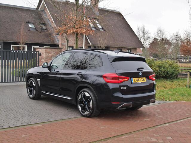 BMW X3 iX3 High Executive 80 kWh | Panoramadak | 360 Camera | Harman Kardon | Head-Up Display | Apple Carplay |