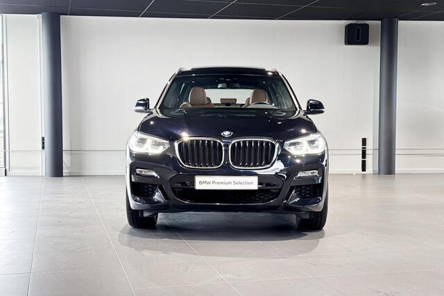 BMW X3 xDrive30i High Executive Edition | M Sport | Glazen Panoramadak | Head-up Display | Stoelverwarming |