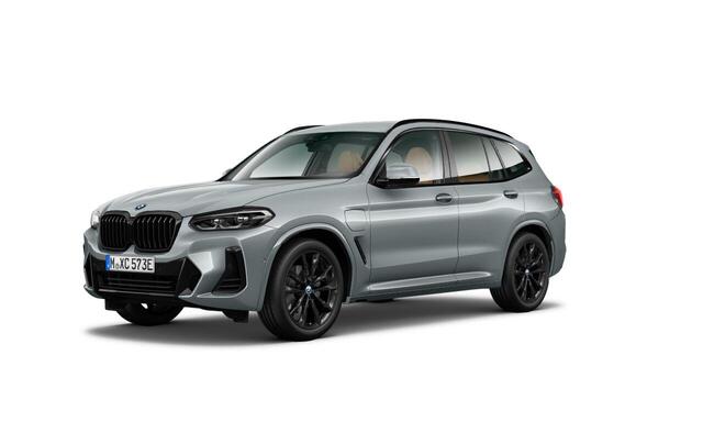 BMW X3 xDrive30e M Sport - Elektrisch verwarmde voorstoelen - Getinte Ruiten - Comfort Access - Parking Assistant - HiFi System - Ambiance verlichting -