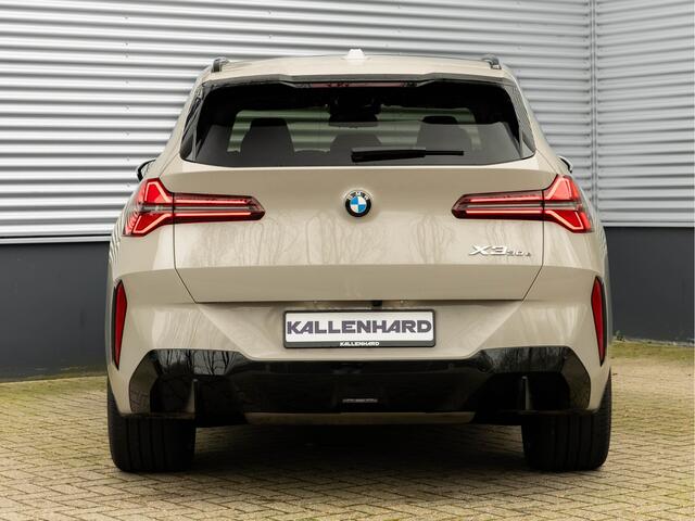 BMW X3 30e xDrive - M-Sport Pro - Pano - Trekhaak - Head-up - Stuurwiel Verwarmd