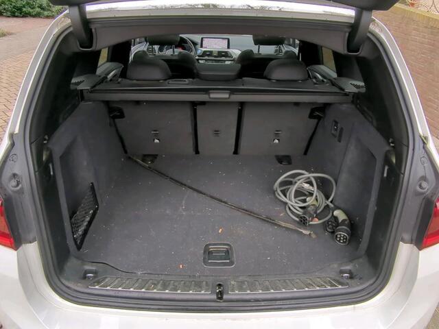 BMW X3 iX3 Aut. Executive 80 kWh | Panorama | Trekhaak | Leder | Harman Kardon |