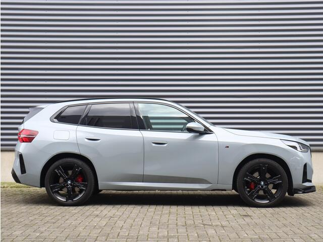 BMW X3 30e xDrive | M Sportpakket Pro | Panodak | Trekhaak | Driving Assistant Prof. | Harman Kardon | Head-Up | Adaptief M Onderstel | Stoelventilatie | 21'' LMV