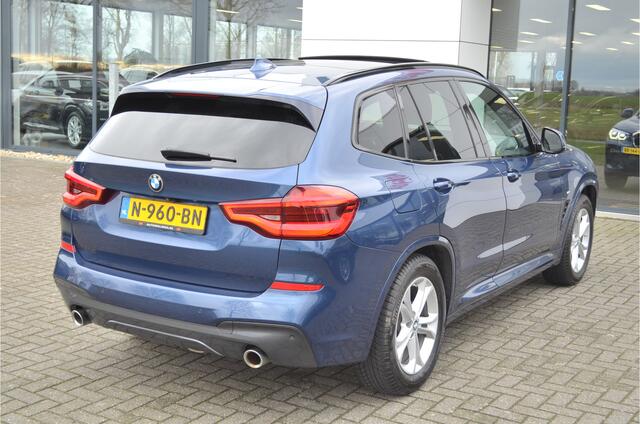 BMW X3 xDrive30i M Pakket Panoramadak | Leer Memory | Adap. Cruise | Trekhaak | Stoelv. V+A | Head up | Vol ! Dealer onderhouden!