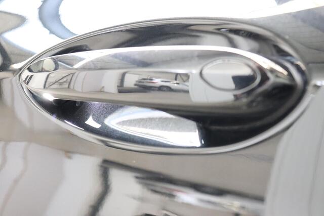 BMW X3 xDrive20i High Executive M Sport Pakket Automaat / Panoramadak / Trekhaak / Leder / Driving Assistant / Navigatie Professional / Head-Up Display / Stoelverwarming / Chrome Line / Hifi / Active Protection / Uitgebreide LED-koplampen / 20 Inch / Multifuncti