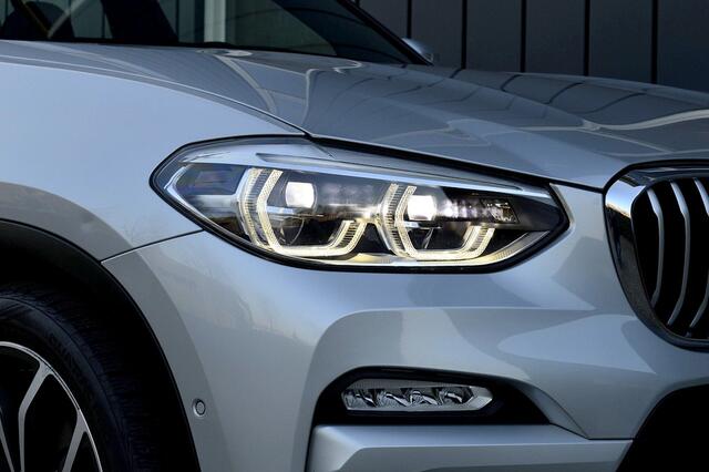 BMW X3 sDrive20i Launch Edition High Executive Rijklaarprijs-Garantie Panoramadak Leder Sport interieur Head-up Navigatie