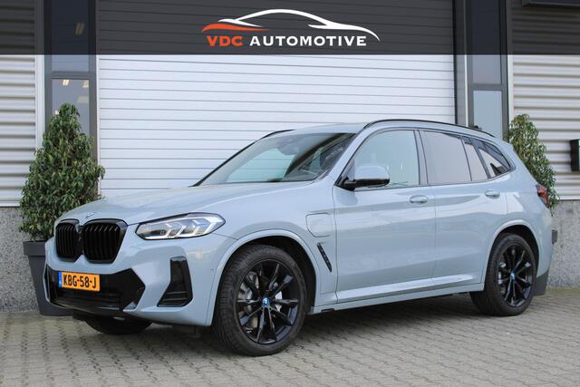 BMW X3 xDrive30e m Sport Pano | Brooklyngrau | Laser | HeadUp | Mokka Leder | Comfort Access | HiFi | Dealer Onderhouden