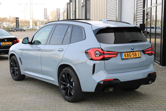 BMW X3 xDrive30e m Sport Pano | Brooklyngrau | Laser | HeadUp | Mokka Leder | Comfort Access | HiFi | Dealer Onderhouden