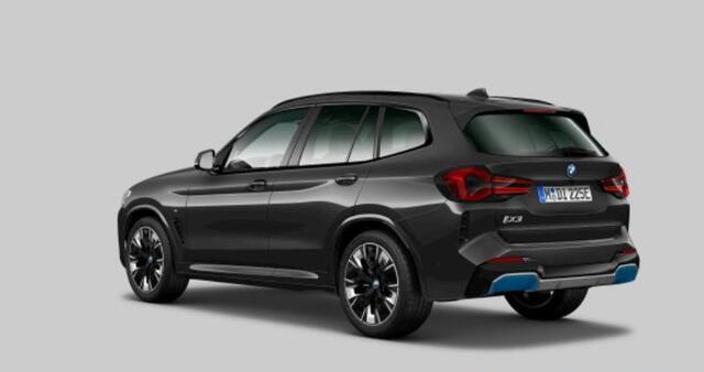 BMW X3 iX3 High Executive 80 kWh Harman Kardon - Head up - Comfort Access - Driving Assistant Professional - Parking Assistant Plus - Getinte/geluiddempende ruiten - Elektrisch verwarmde voorstoelen - Sportstoelen -