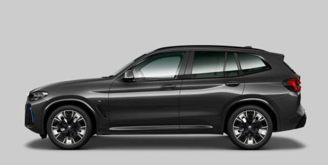 BMW X3 iX3 High Executive 80 kWh Harman Kardon - Head up - Comfort Access - Driving Assistant Professional - Parking Assistant Plus - Getinte/geluiddempende ruiten - Elektrisch verwarmde voorstoelen - Sportstoelen -