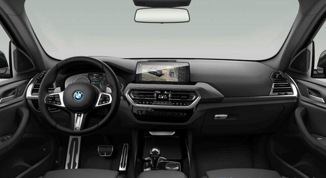 BMW X3 xDrive30e M Sport - Panoramadak - Comfort Access - Getinte/geluiddempende ruiten - Elektrisch verwarmde/verstelbare stoelen - Parking Assistant - Hifi - Zonneschermen achter - Sportstoelen -