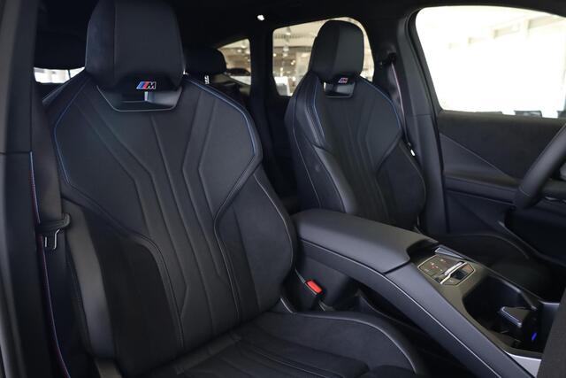 BMW X3 iX3 50 xDrive M Sport Pro | Panoramadak | Head-Up Display | Trekhaak