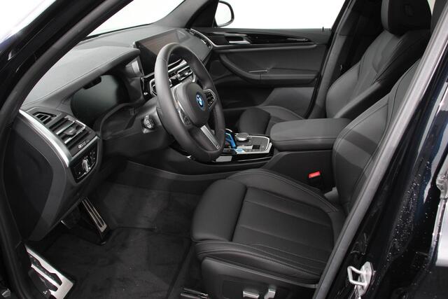 BMW X3 iX3 Executive M-Sport 80 kWh Leder Panoramisch Schuif-Kantel dak Camera Elektrisch bedienbare achterklep Climate control