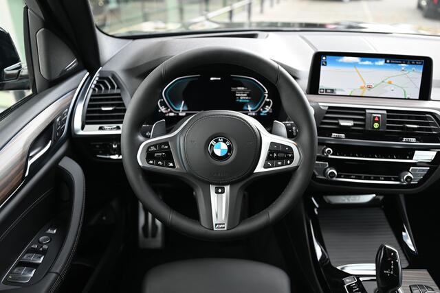 BMW X3 xDrive30e High Executive M Sport Automaat / Sportstoelen / Comfort Access / Achteruitrijcamera / Head-Up / Adaptieve LED / Harman Kardon