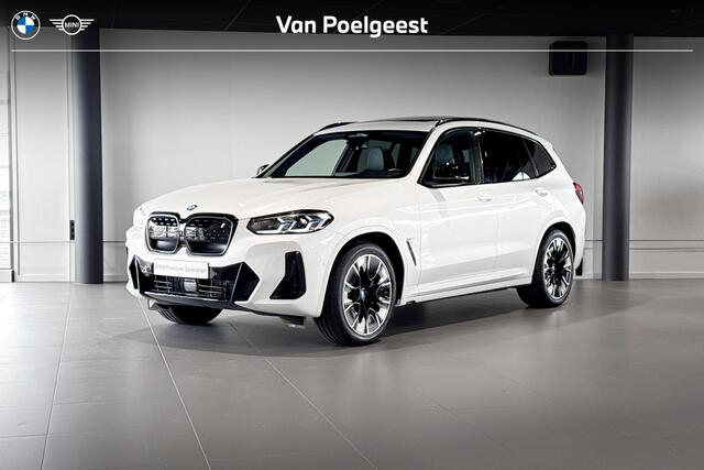 BMW X3 iX3 High Executive 80 kWh | Glazen Panoramadak | Harman Kardon | Comfort Access | Stoelverwarming | Trekhaak |