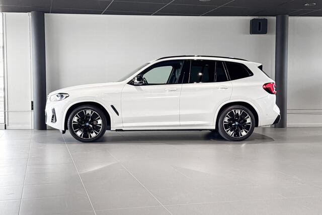 BMW X3 iX3 High Executive 80 kWh | Glazen Panoramadak | Harman Kardon | Comfort Access | Stoelverwarming | Trekhaak |