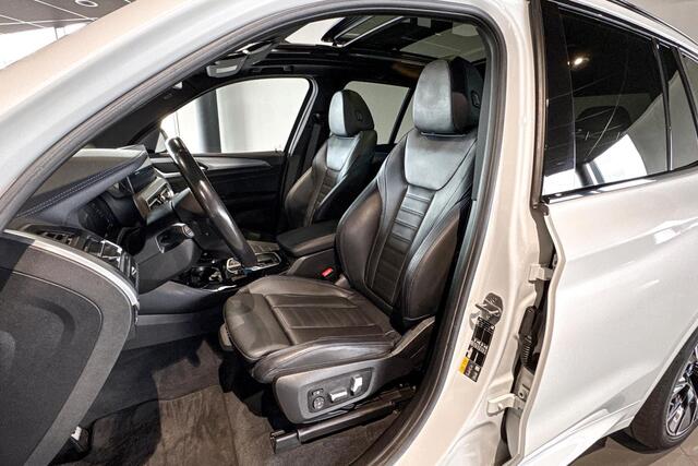 BMW X3 iX3 High Executive 80 kWh | Glazen Panoramadak | Harman Kardon | Comfort Access | Stoelverwarming | Trekhaak |