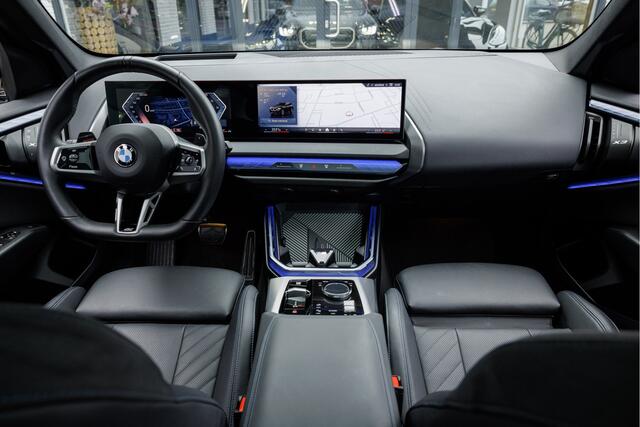 BMW X3 20 xDrive M-Performance Pano - Head Up - Iconic Glow - 360 Camera