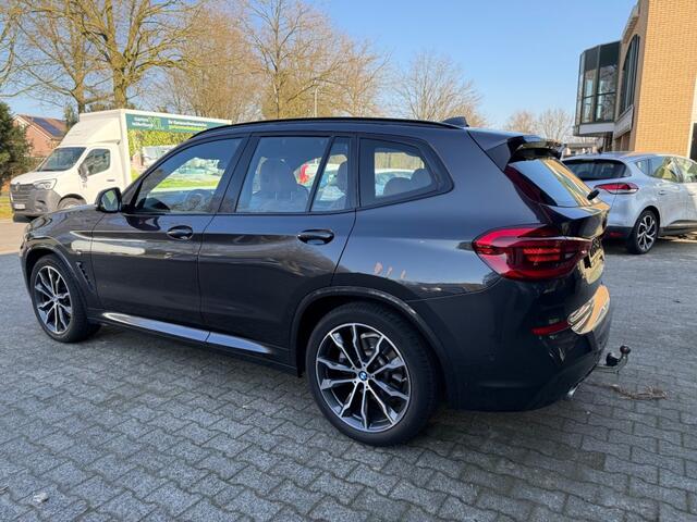 BMW X3 XDRIVE20I HIGH EX. M-SPORT TREKHAAK PANO