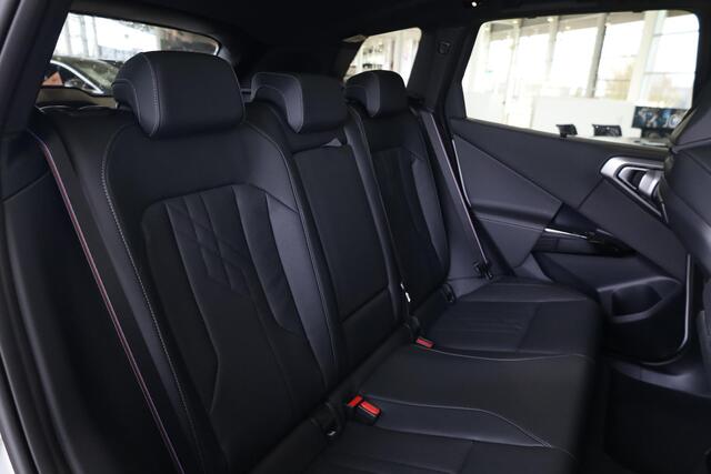 BMW X3 30e xDrive | M Sportpakket Pro | Comfort Access | Panorama Dak | Harman/Kardon | Elektr. Trekhaak