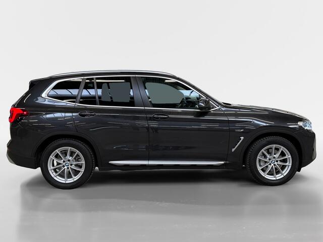 BMW X3 xDrive30e High Executive I Laser I Trekhaak I Leder I 360 I Elek. Stoelen