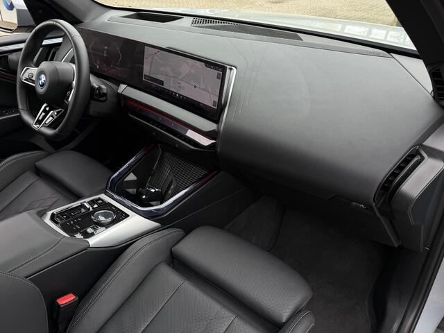 BMW X3 30e xDrive M SPORT | PANORAMA | HEAD UP | HARMAN KARDON | ICONIC GLOW | DRIVING ASS. PLUS |