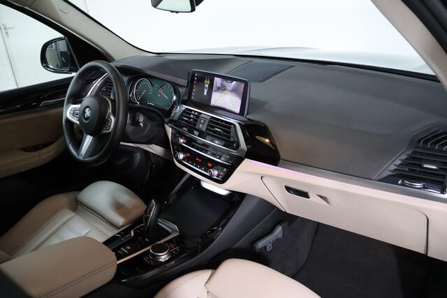 BMW X3 xDrive20i High Executive | Dealer Onderhouden | Cam | Sfeerverlichting