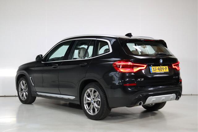 BMW X3 xDrive20i High Executive | Dealer Onderhouden | Cam | Sfeerverlichting