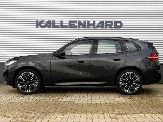BMW X3 30e xDrive M-Sport - Individual Leder - Trekhaak - Stuurwiel Verwarmd