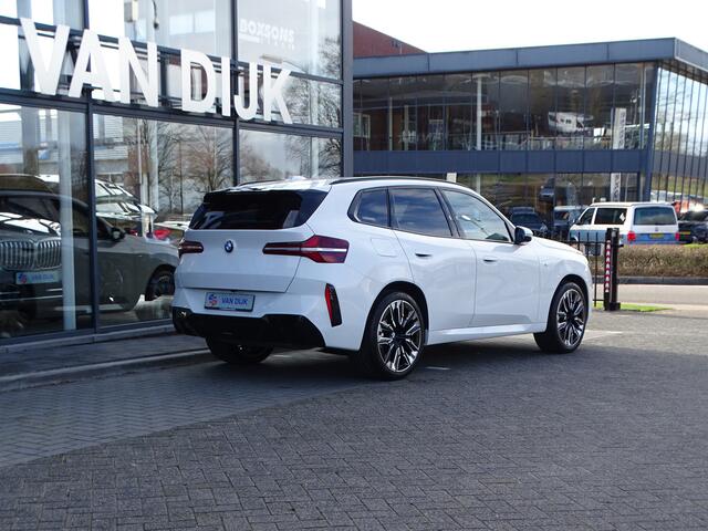 BMW X3 30e xDrive M.Sport Elek.Trekhaak Harman/Kardon Pro-Pack Drive Ass.Plus Parking-Plus 360 Camera Elek.Stoelen Ada-led Cockpit-Pro 21''LM velgen