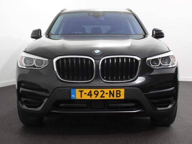 BMW X3 xDrive30e Plug in Hybride Advantage Automaat | Navigatie | Climate Control | Adaptive Cruise Control | Head up display | Led | Dab | Parkeer sensoren V+A | Stoelverwarming | Camera
