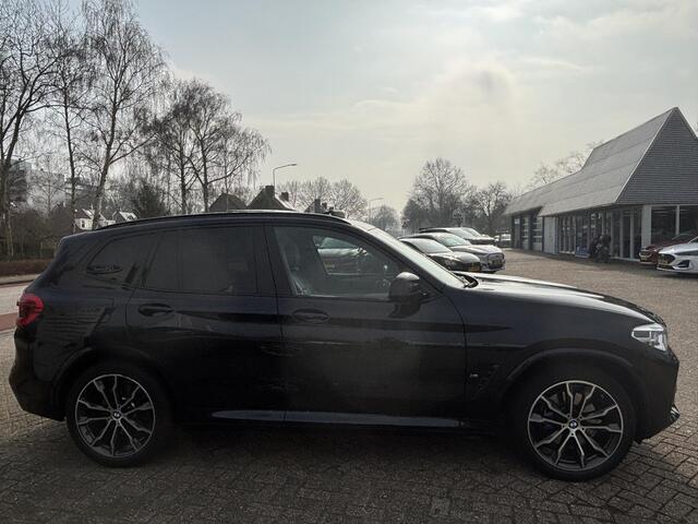 BMW X3 xDrive30e M Sport | Plug-in Hybride | PHEV | Volle uitrusting | 20 inch | Panoramadak | Trekhaak | Harman/kardon | 360 graden camera | Leder Vernasca Schwarz | Elektrische stoelen met memory functie | M pakket | Sportstoelen | Stoelverwarming| Adaptive L