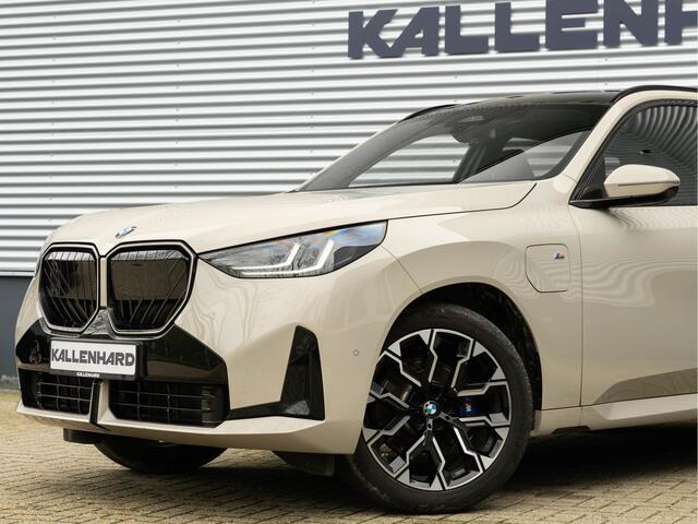 BMW X3 30e xDrive M-Sport Pro - Pano - Trekhaak - Stuurwiel Verwarmd