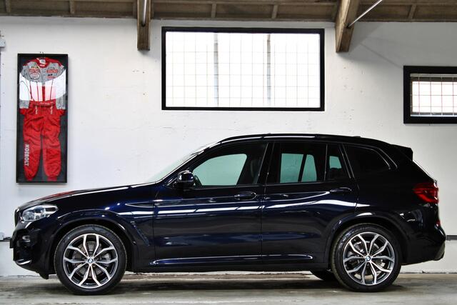 BMW X3 sDrive20i Launch Edition High Executive | M-Sport | Panoramadak | 20 inch | Trekhaak | Apple Carplay | NL auto |