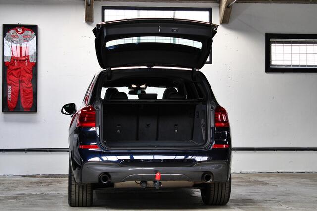 BMW X3 sDrive20i Launch Edition High Executive | M-Sport | Panoramadak | 20 inch | Trekhaak | Apple Carplay | NL auto |