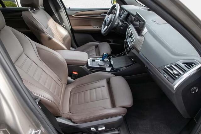 BMW X3 iX3 M-SPORT 80 kWh (210kW/286pk) ** LED, LEDER, PANO, MEM, HuD, H&K SOUND, TREKH, 20-inch LMV ** 1e EIG - UNFALLFREI ** ** INFORMEER OOK NAAR ONZE AANTREKKELIJKE FINANCIAL-LEASE TARIEVEN **