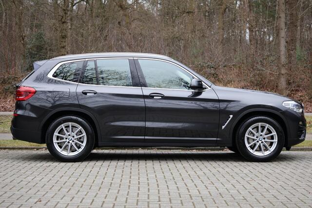 BMW X3 xDrive30e eDrive Edition Org NL | Elektrische trekhaak | DAB | Navi | Adap LED koplamp | Stoelverwarming | Hifi | Grootlichtassistent | Etc.