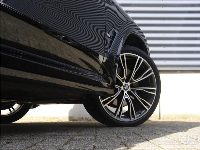 BMW X3 xDrive30e | High Executive | M Sportpakket | Panodak | Head-Up | Trekhaak | Parking Assistant Plus | Hi-Fi | Comfort Access | 21'' LMV