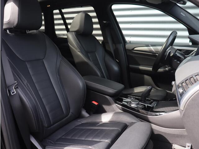 BMW X3 xDrive30e | High Executive | M Sportpakket | Panodak | Head-Up | Trekhaak | Parking Assistant Plus | Hi-Fi | Comfort Access | 21'' LMV