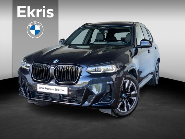 BMW X3 iX3 | Executive | Parking Pack | Achteruitrijcamera | Stoelverwarming | Driving Assistant Professional | 19''