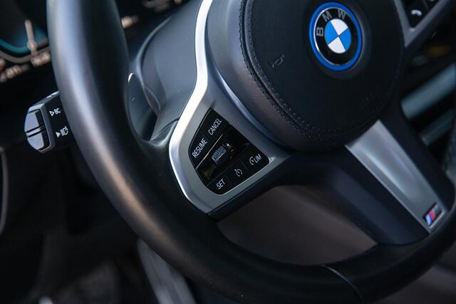 BMW X3 xDrive30e High Executive M-Sport , Panoramadak, Leer,