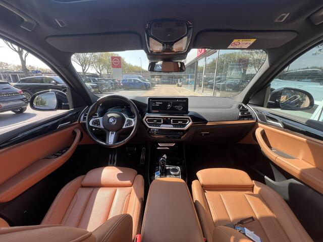 BMW X3 iX3 High Executive M-Sport 80 kWh 286PK SOH 95,6% | Panoramadak | Leder | Navigatie | Memory Seats | Trekhaak elek. | Dealeronderhouden
