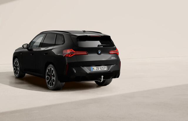 BMW X3 30e xDrive M-Sport Pro / Trekhaak / Pano / Stoelventilatie / ACC