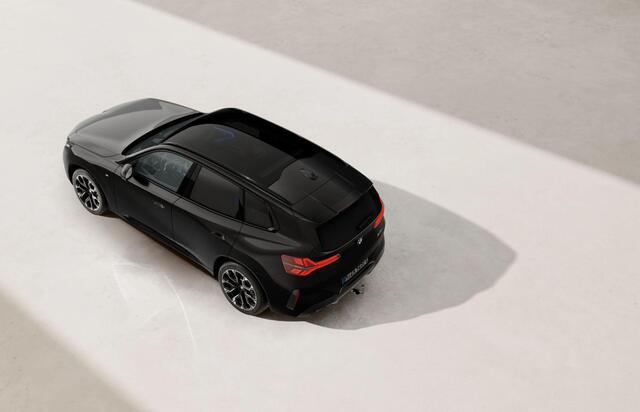 BMW X3 30e xDrive M-Sport Pro / Trekhaak / Pano / Ventilatiestoelen / Stuurverwarming