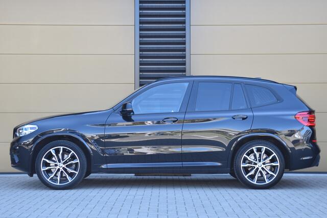 BMW X3 xDrive20i High Executive Edition * M-Sport * M Stoel * Panoramadak * BMW Live cockpit *